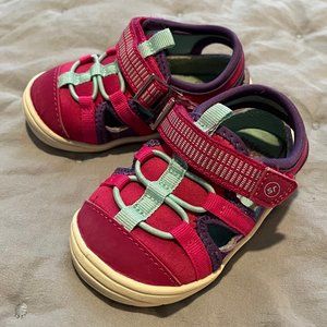 Stride Rite 360 Girl's Blake Sneaker Fushia/Purple - size 5